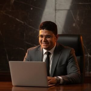 الاستشاري العقاري محمد شعبان